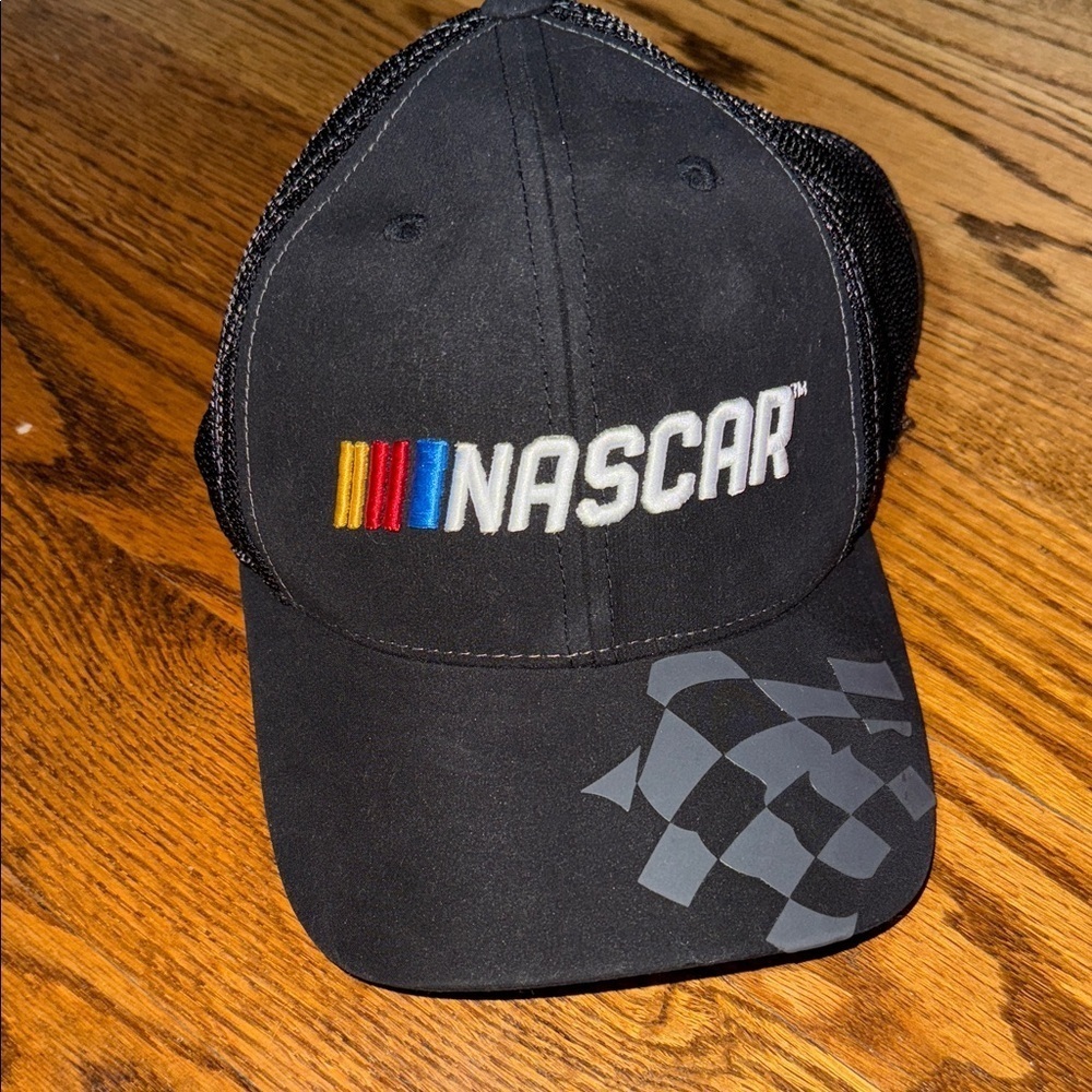 NASCAR trucker hat/cap NWOT